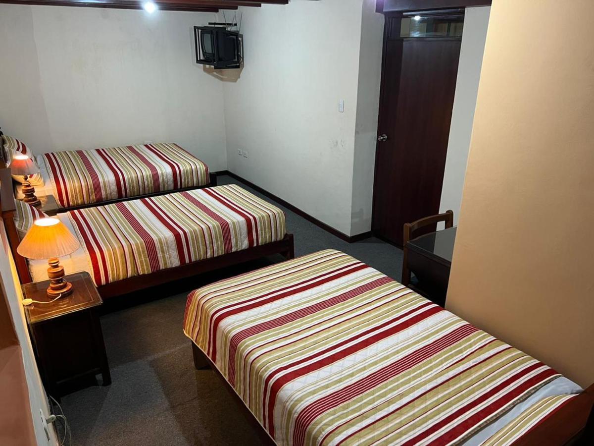 Hostal Victoria קיטו מראה חיצוני תמונה