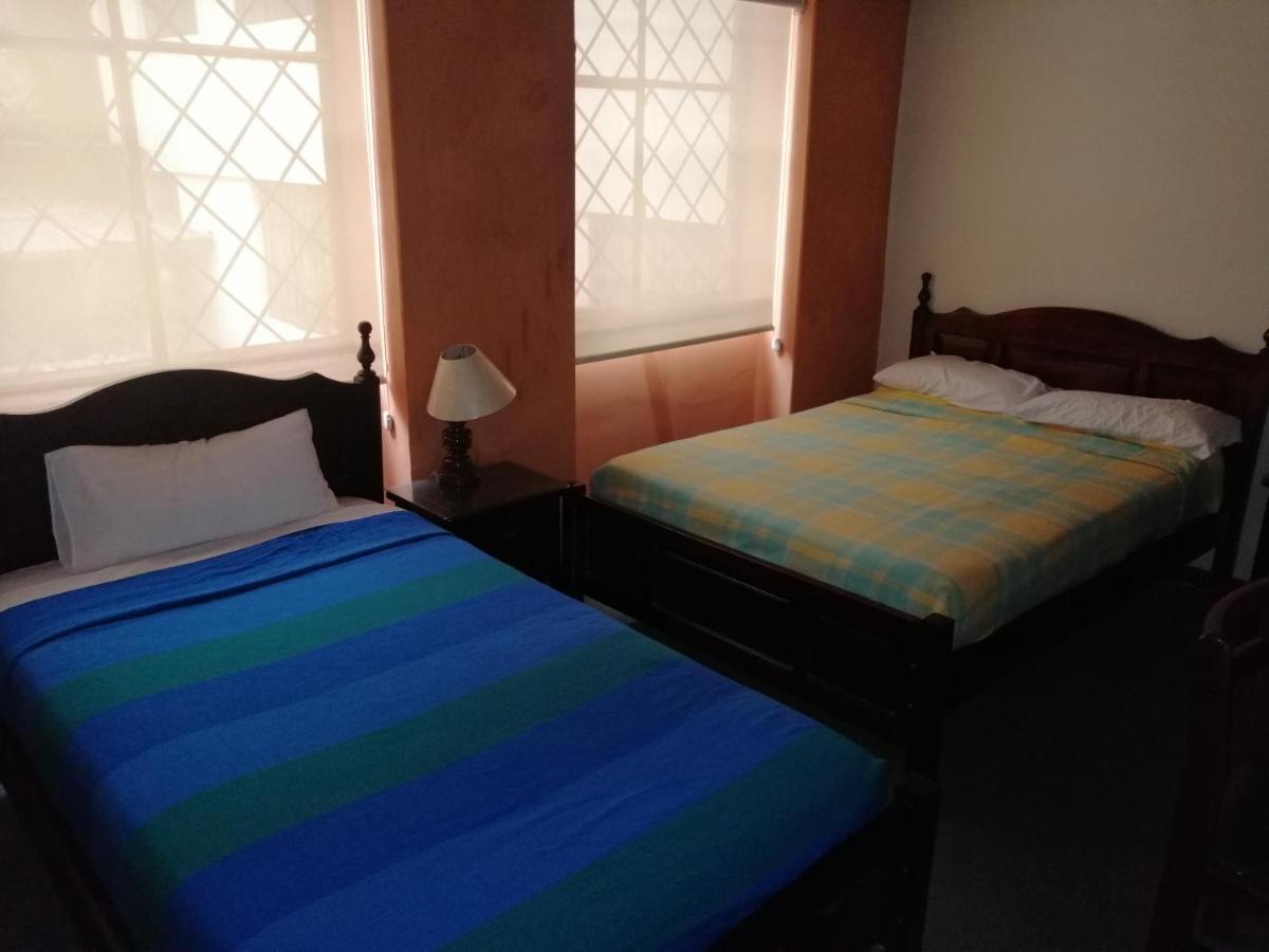 Hostal Victoria קיטו מראה חיצוני תמונה