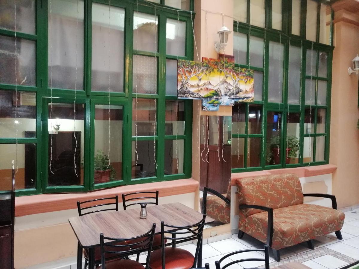 Hostal Victoria קיטו מראה חיצוני תמונה