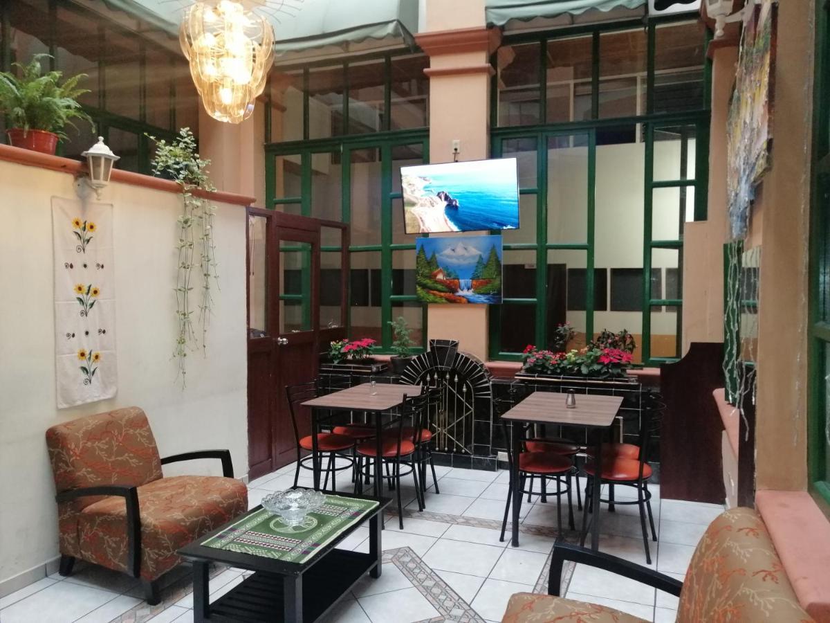 Hostal Victoria קיטו מראה חיצוני תמונה